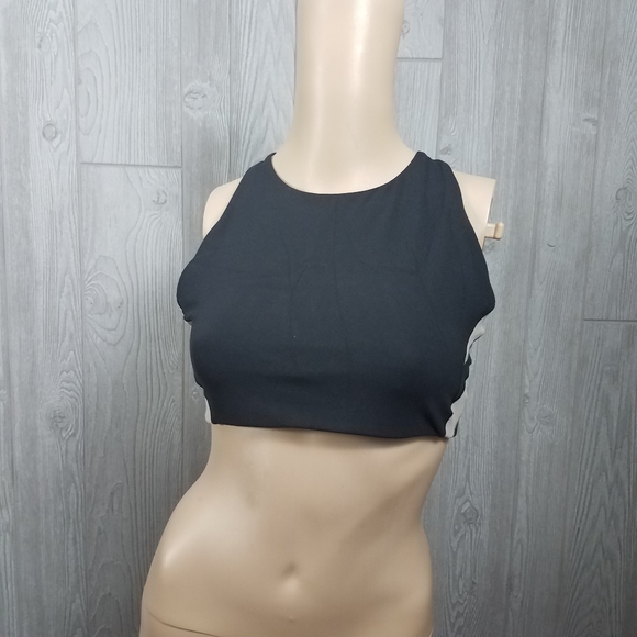 Athleta Other - Athleta Sports Bra Size Medium Racerback